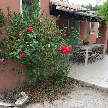 Villa Piscine Face Au Grand Luberon Cereste Exterior photo