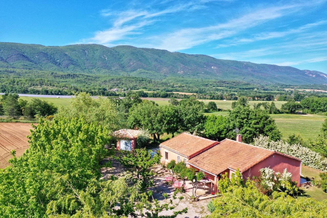 Piscine Face Au Grand Luberon * Cereste