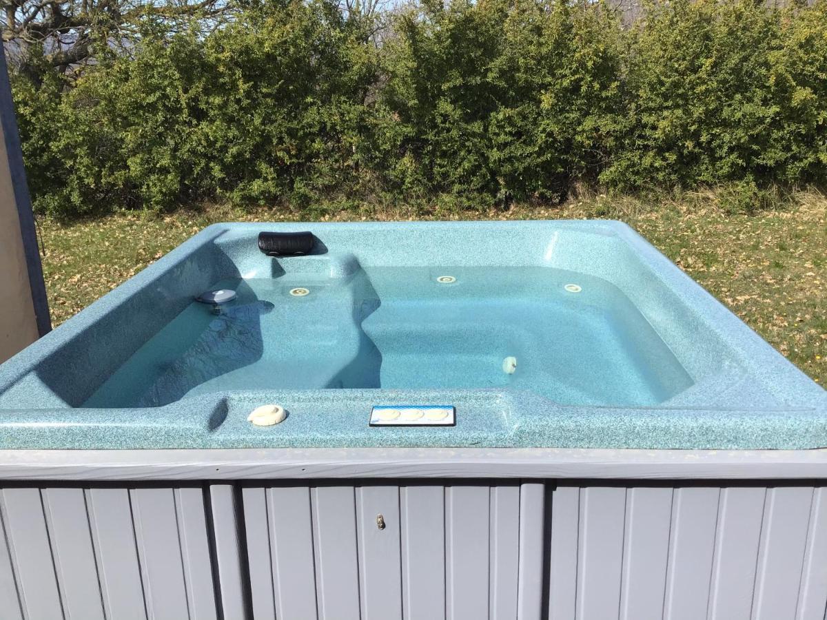 Villa Piscine Face Au Grand Luberon